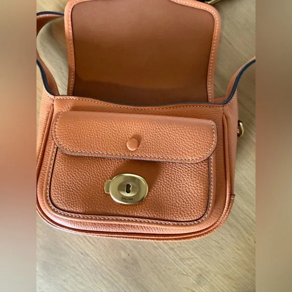 Coach Tabby Pebbled Leather Messenger 19 Faded Orange Crossbody Bag - Picture 5 of 16